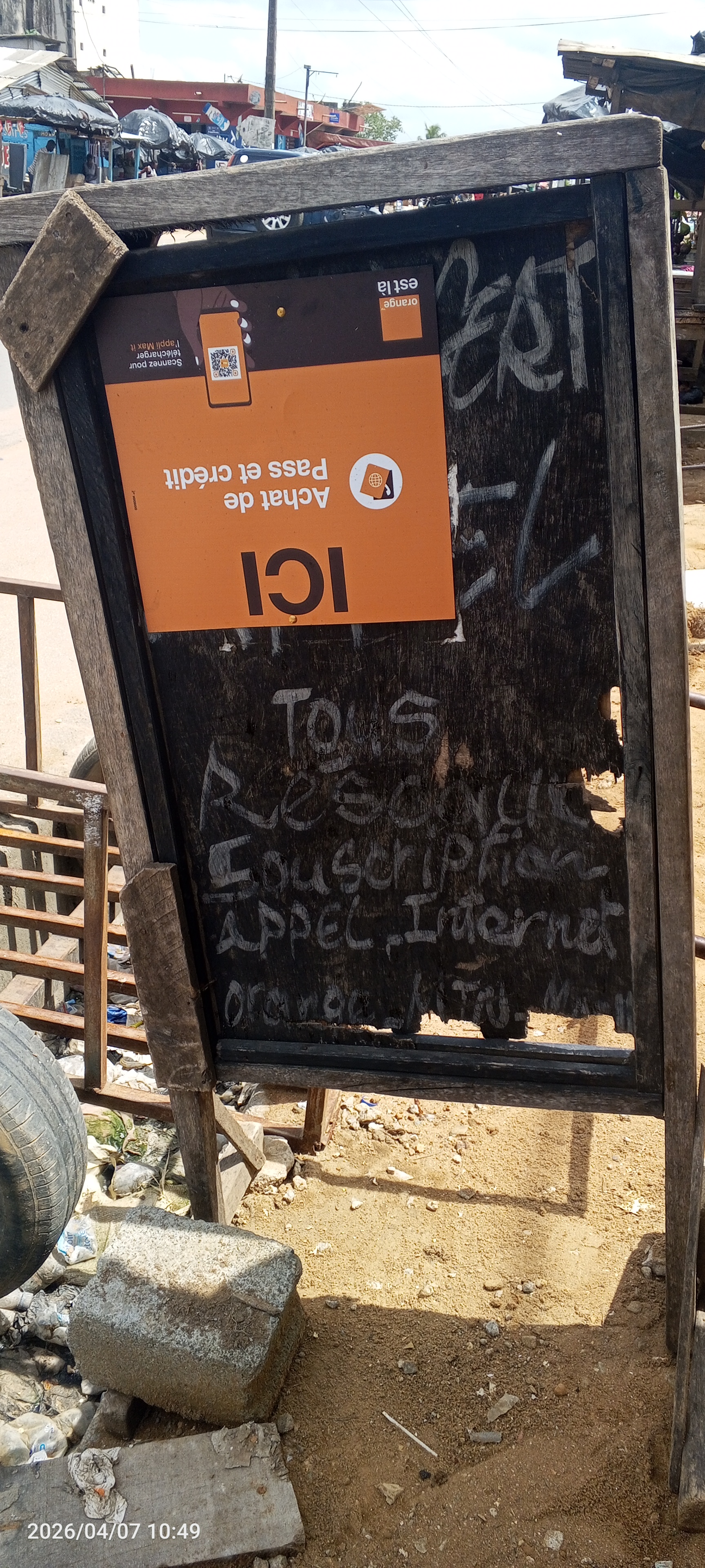 LA COMMUNICATION