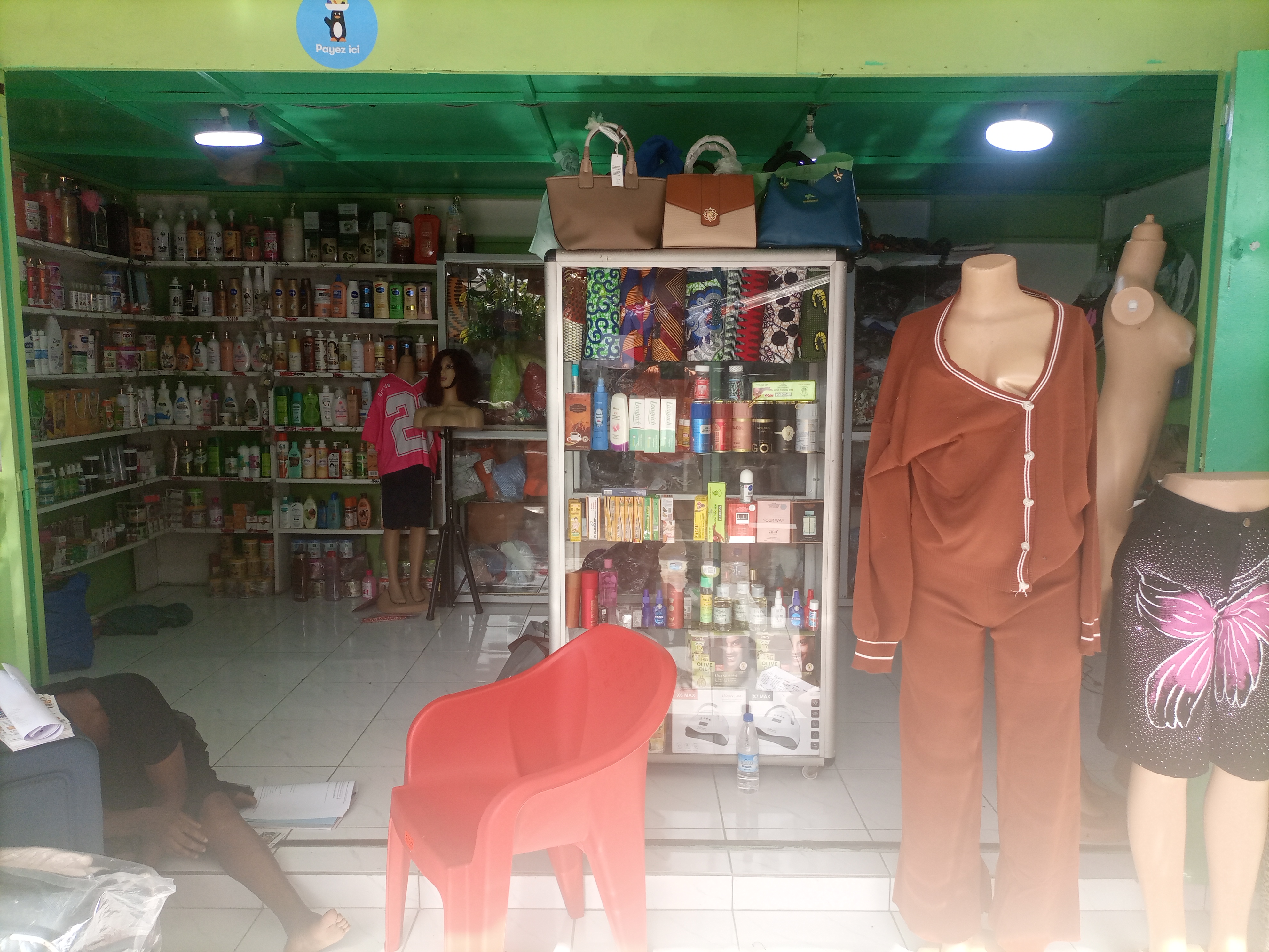 SARAH BOUTIQUE