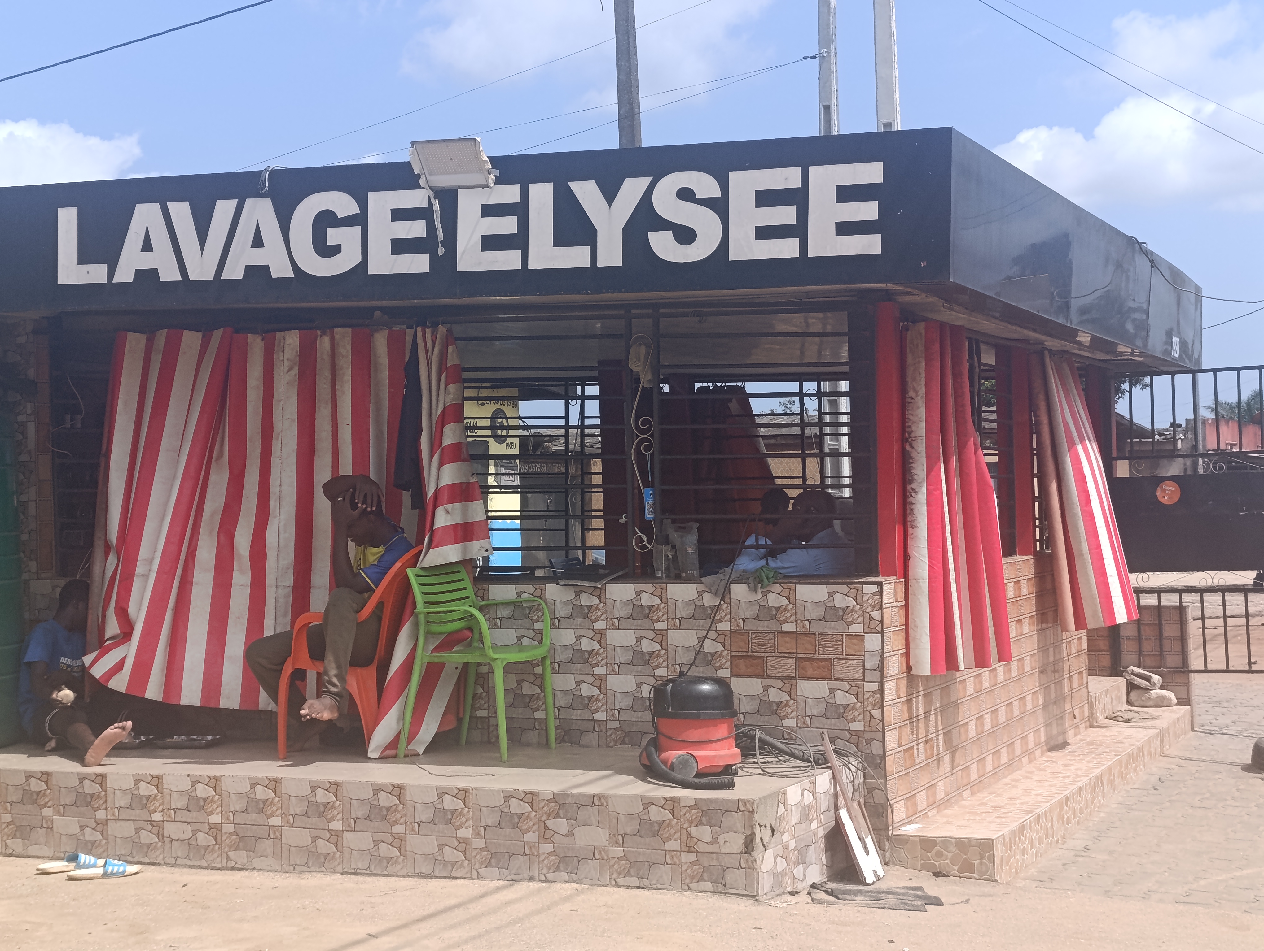 LAVAGE ELYSÃ©E