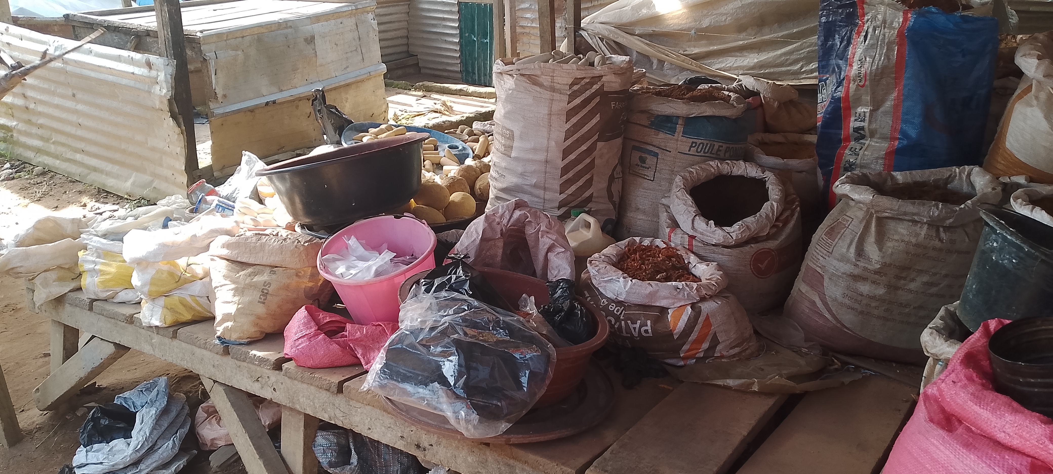 MÃ©DICAMENTS TRADITIONNEL CHEZ AKISSI