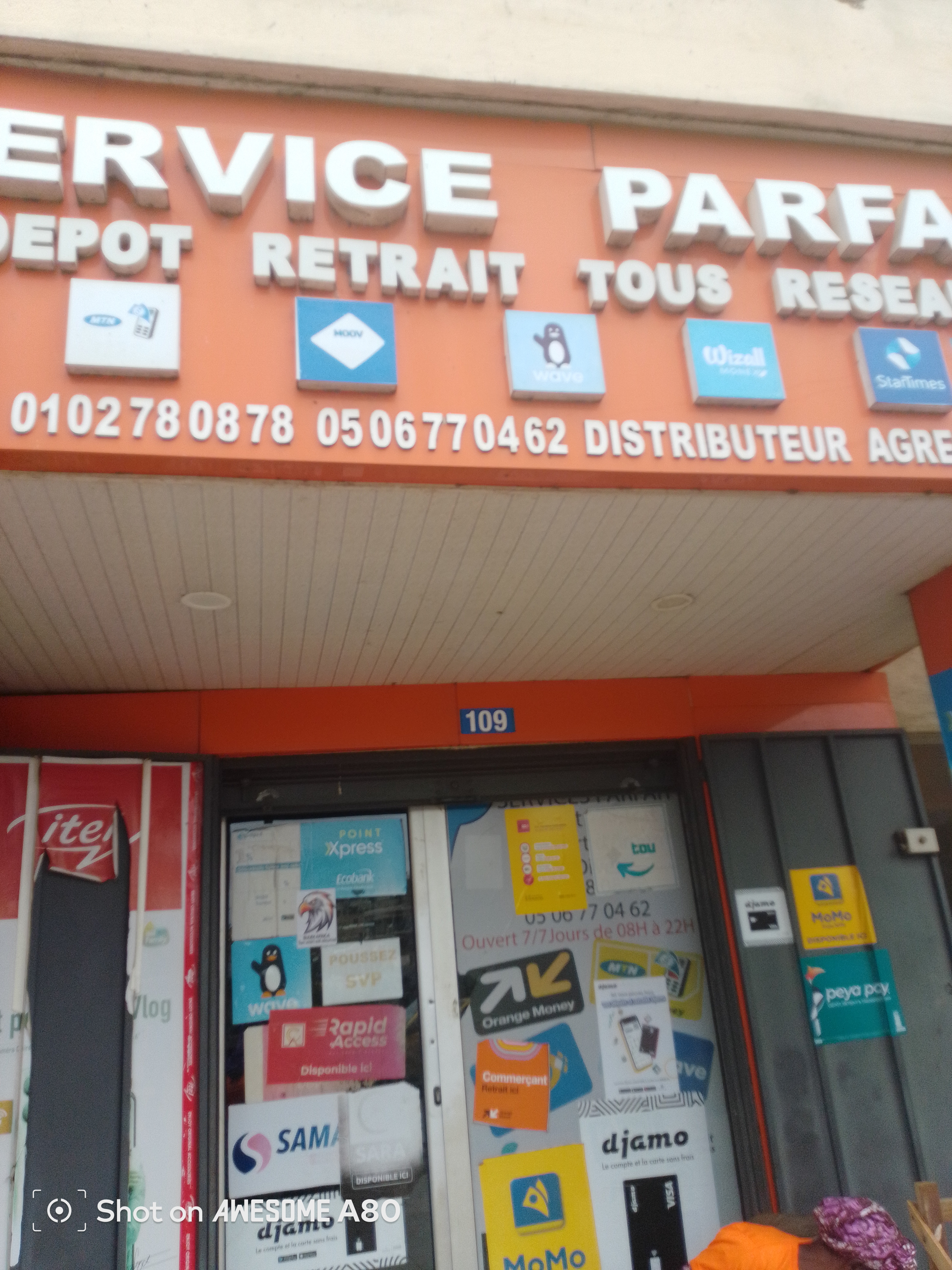 SERVICE PARFAIT