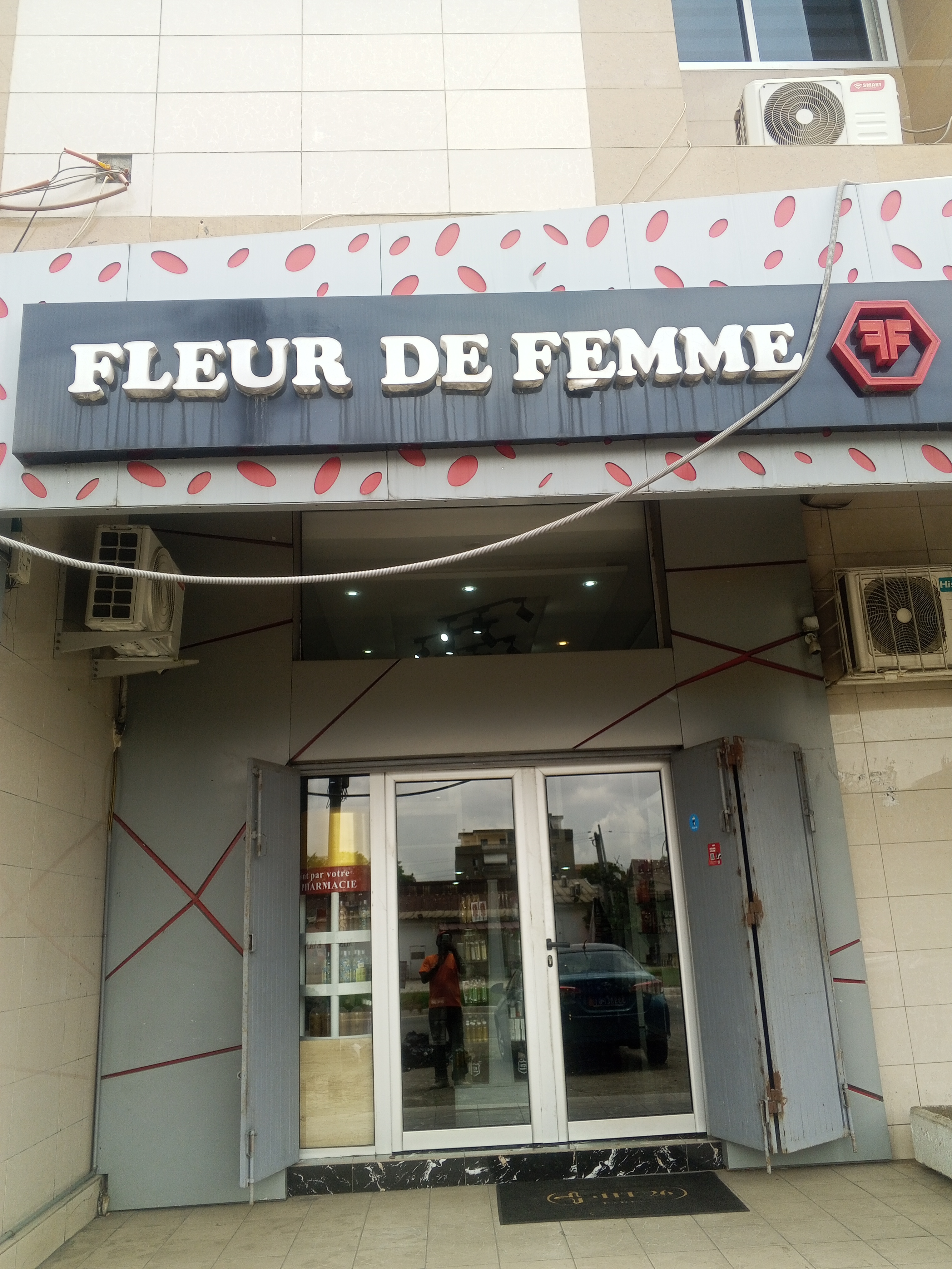 FLEUR DE FEMME