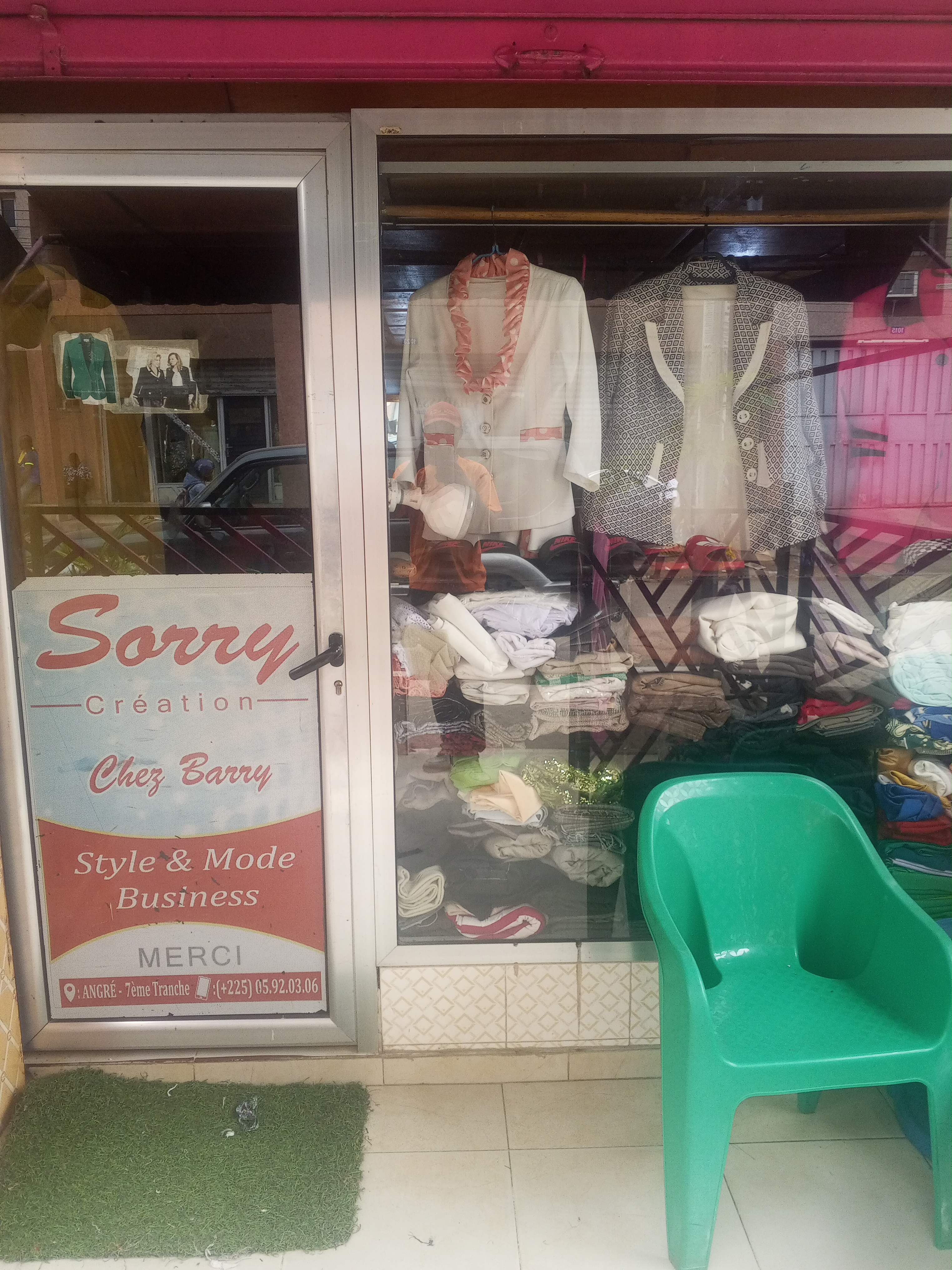 SORRY CRÃ©ATION CHEZ BARRY