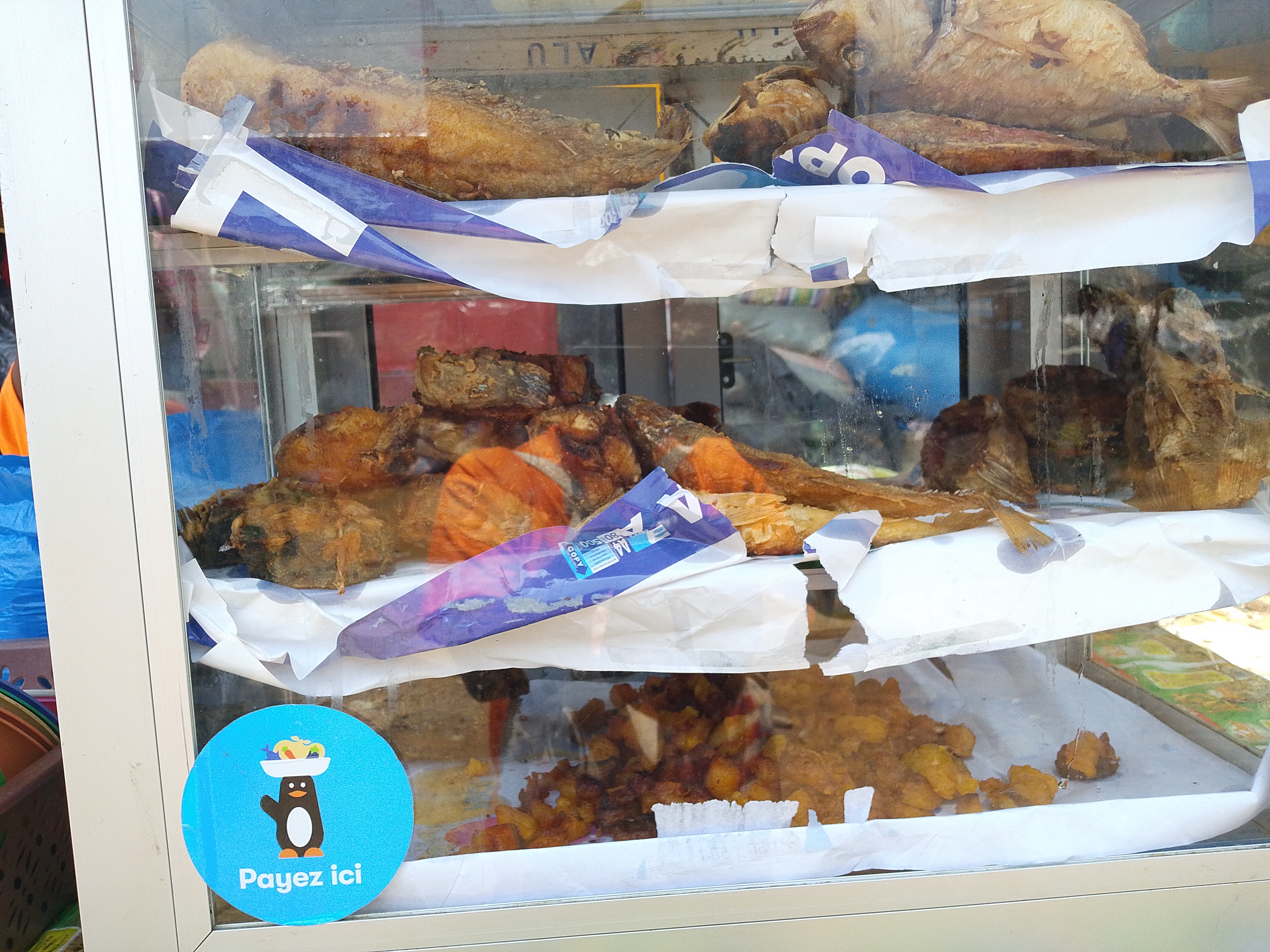 ATTIEKEPOISSON CHEZ MAMAN ZOKOU