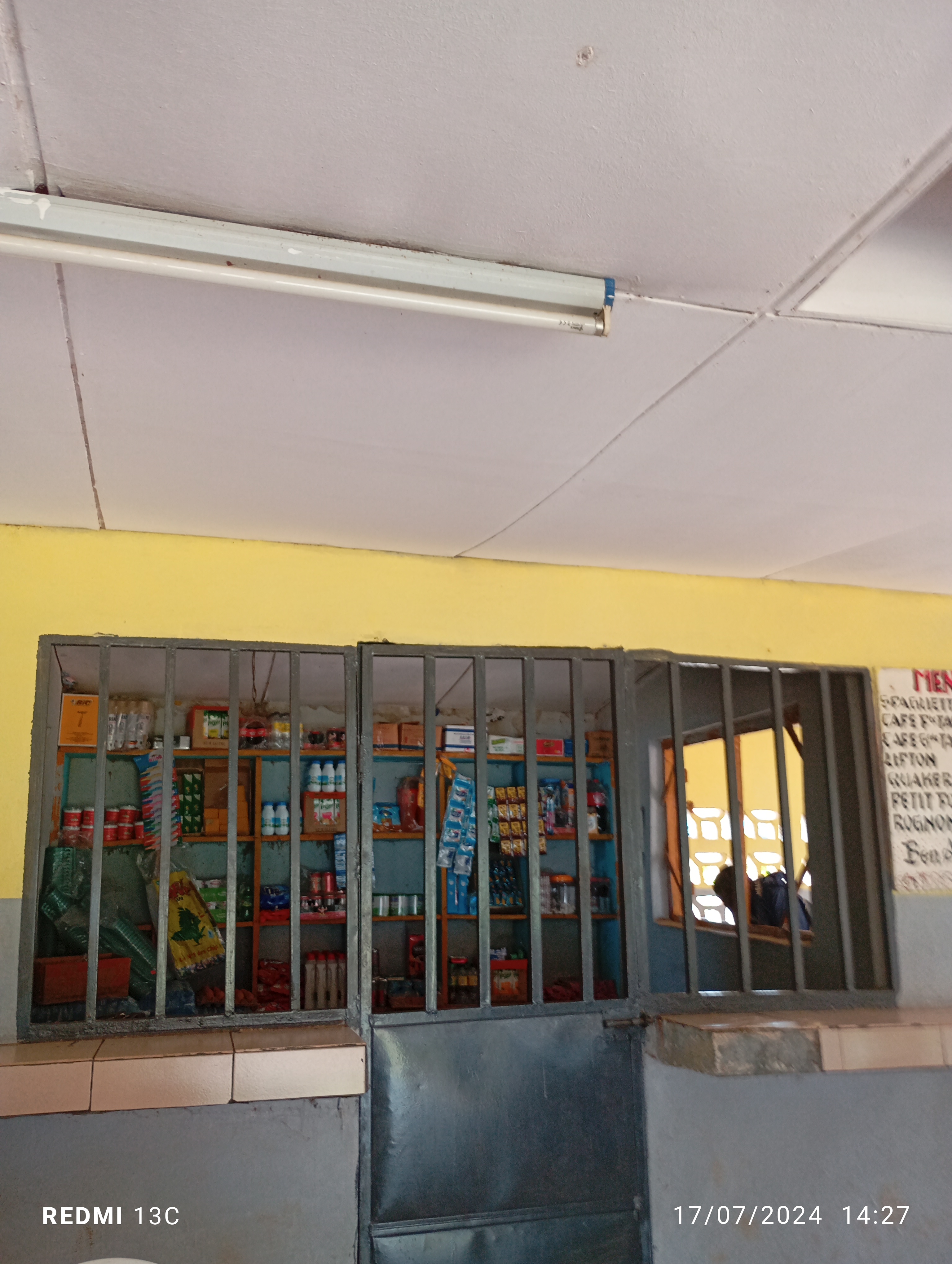 KIOSQUES DE HÃ´PITAL DE TOUBA CHEZ AHMED