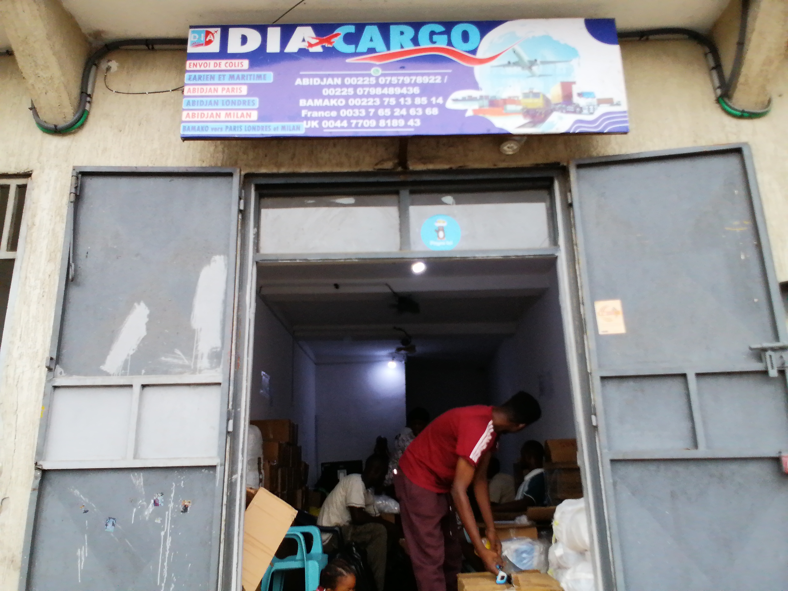 DIA CARGO
