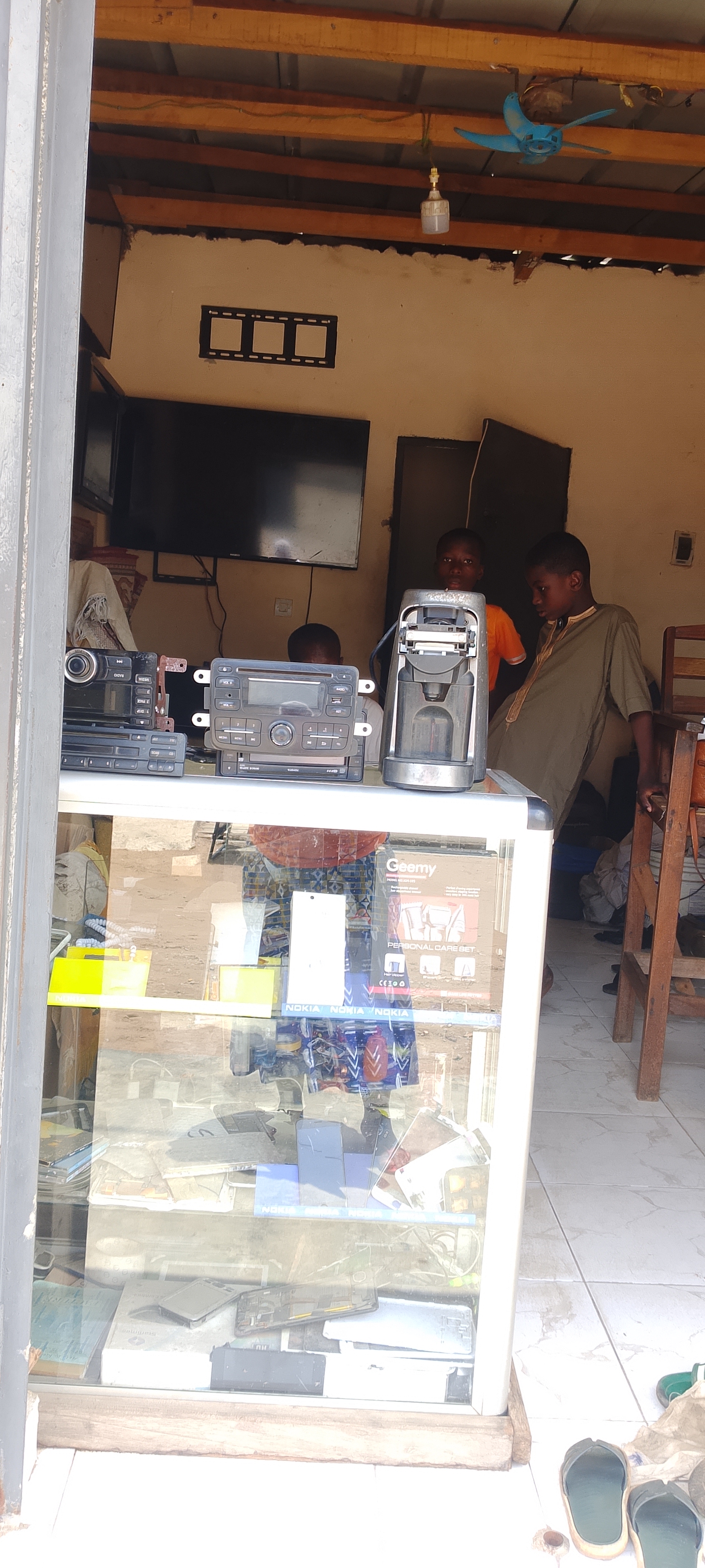 CHEZ MR DIAWARA AROUNA BENJAMIN
