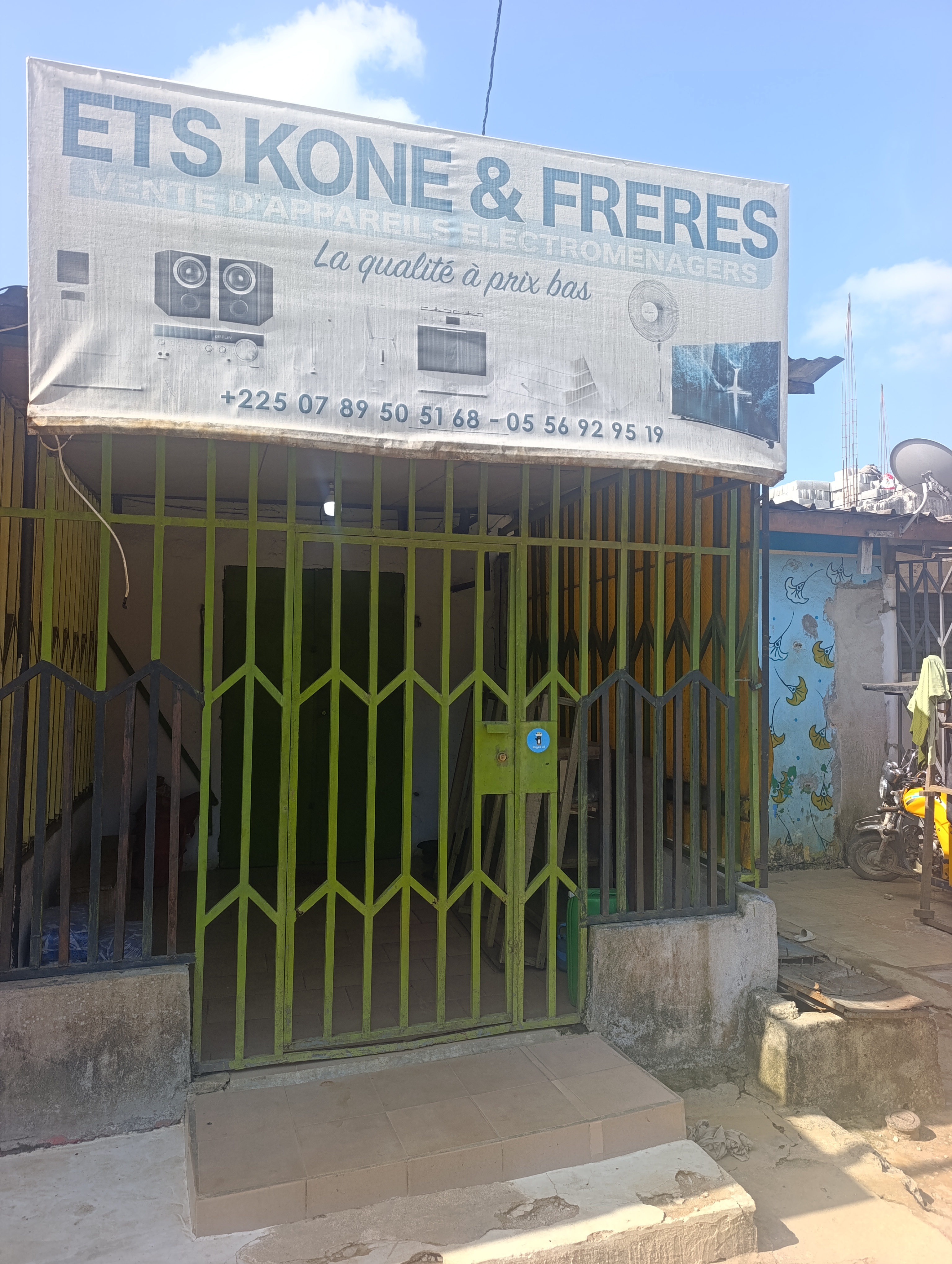 ETS KONÃ© ET FRÃ¨RES