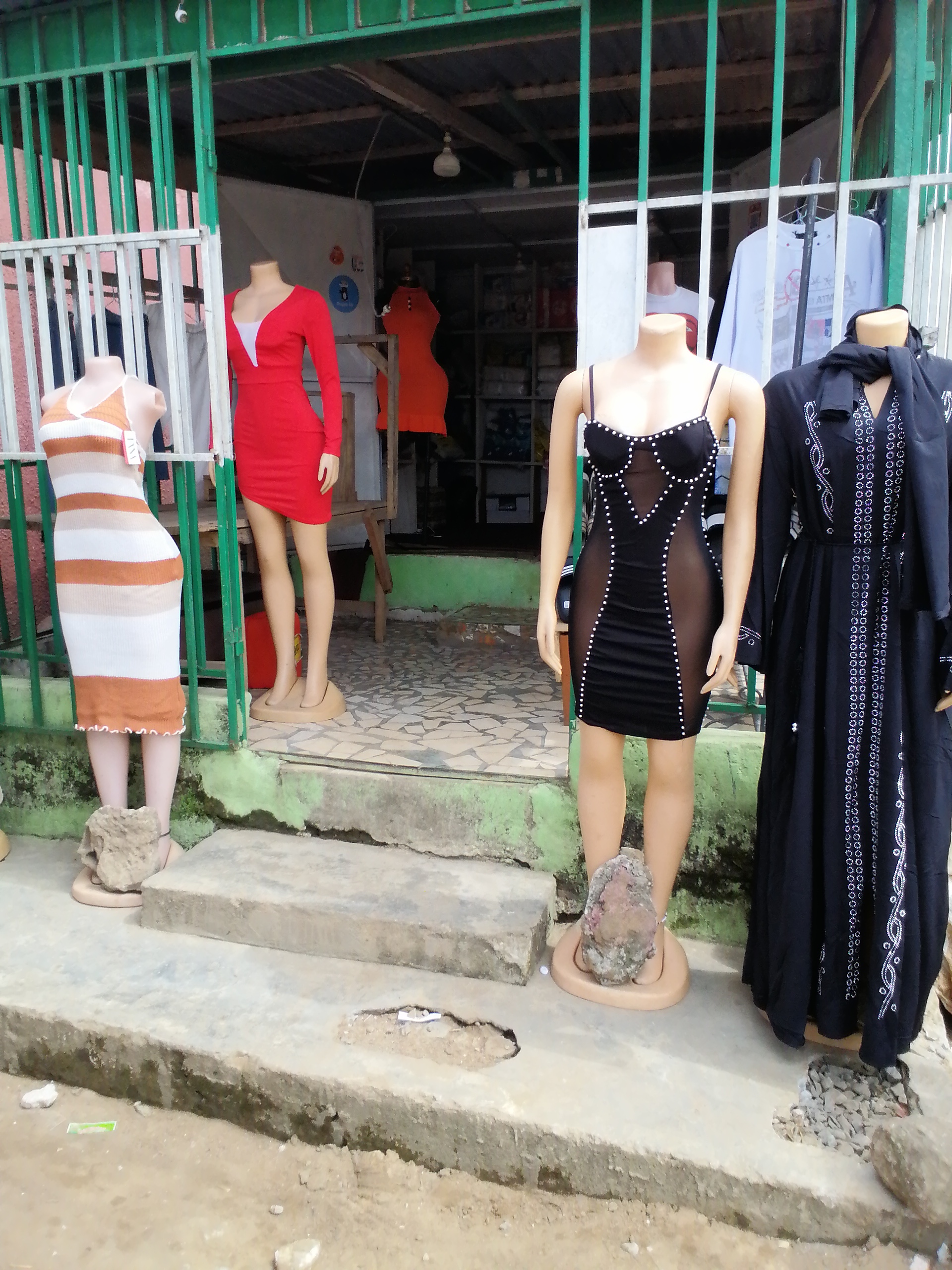 BOUTIQUE MARIAME DOLLAR