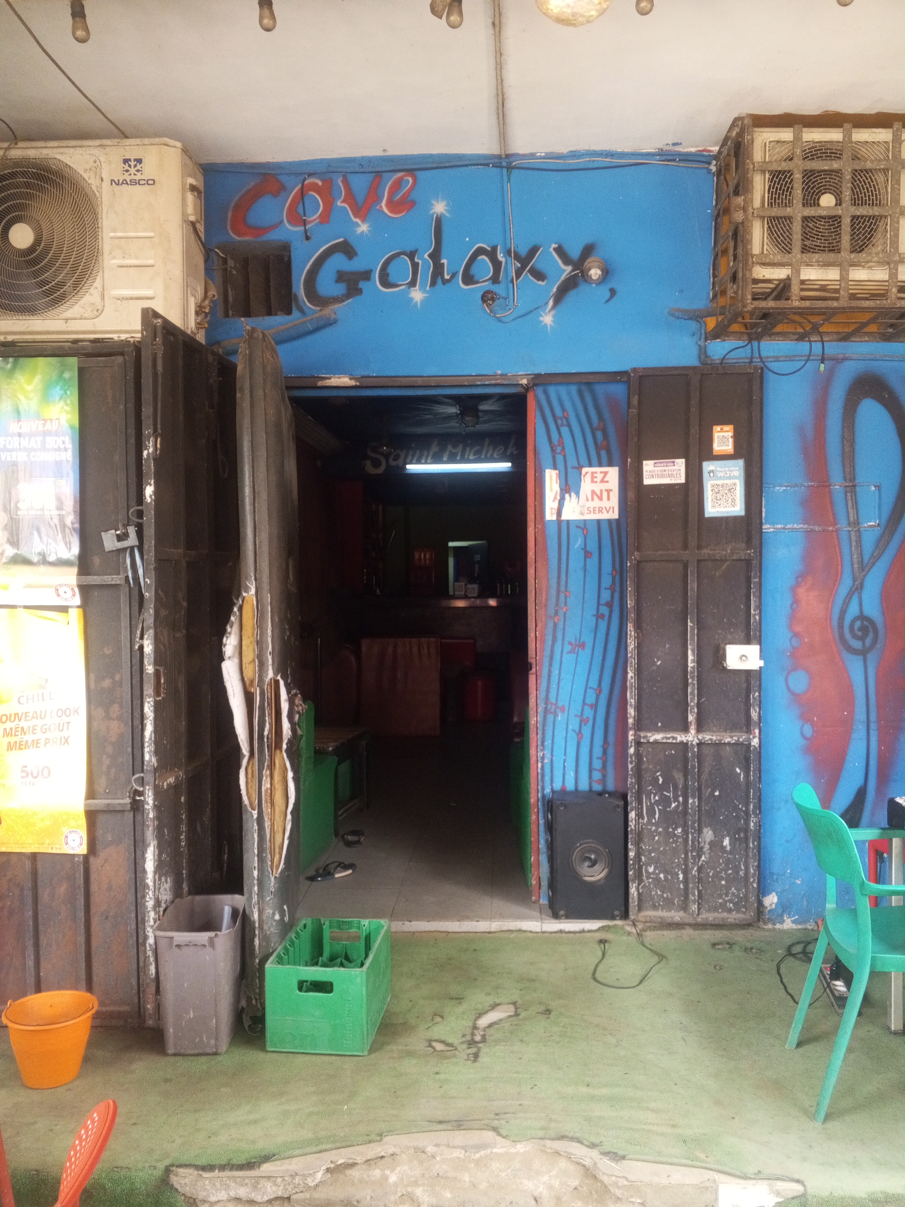 GALAXY CAVE
