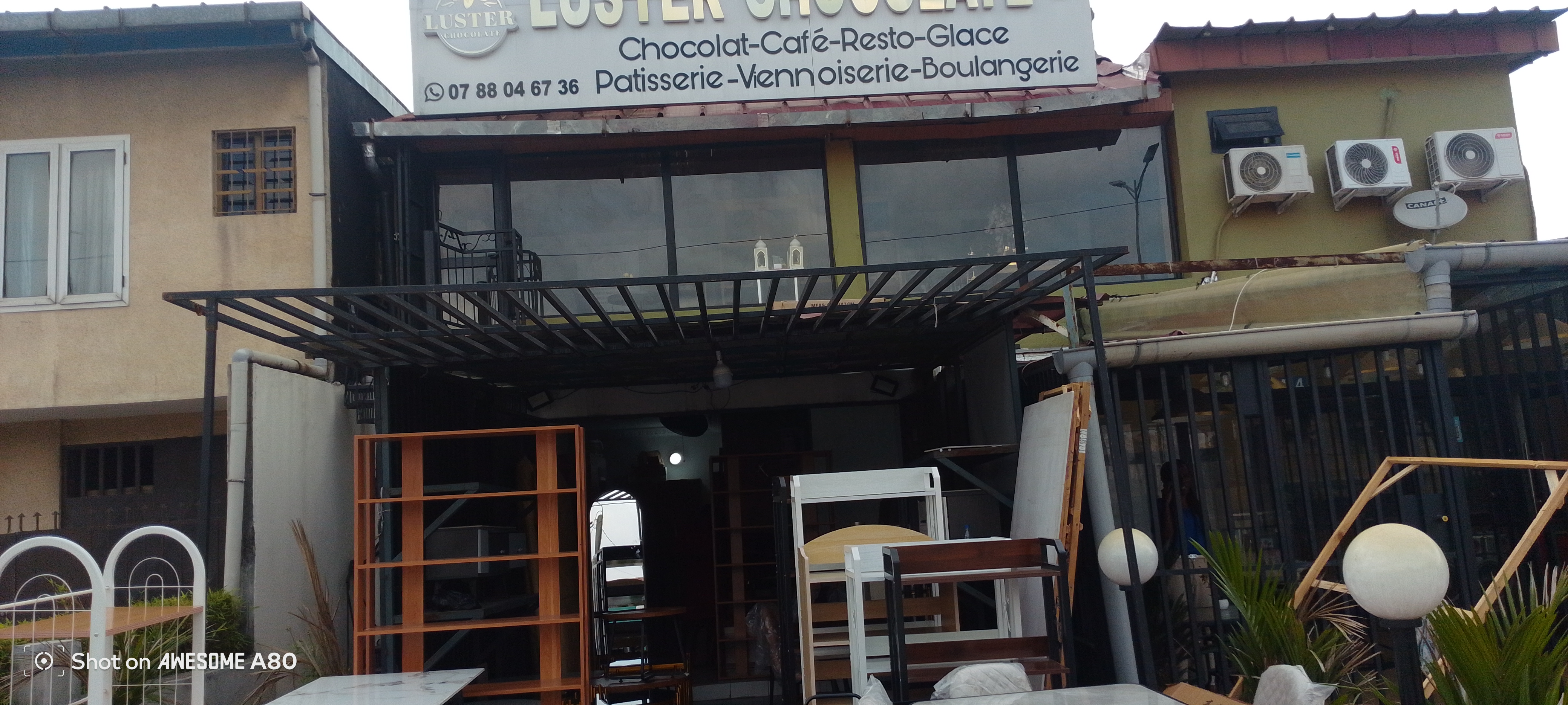 LUSTER CHOCOLAT