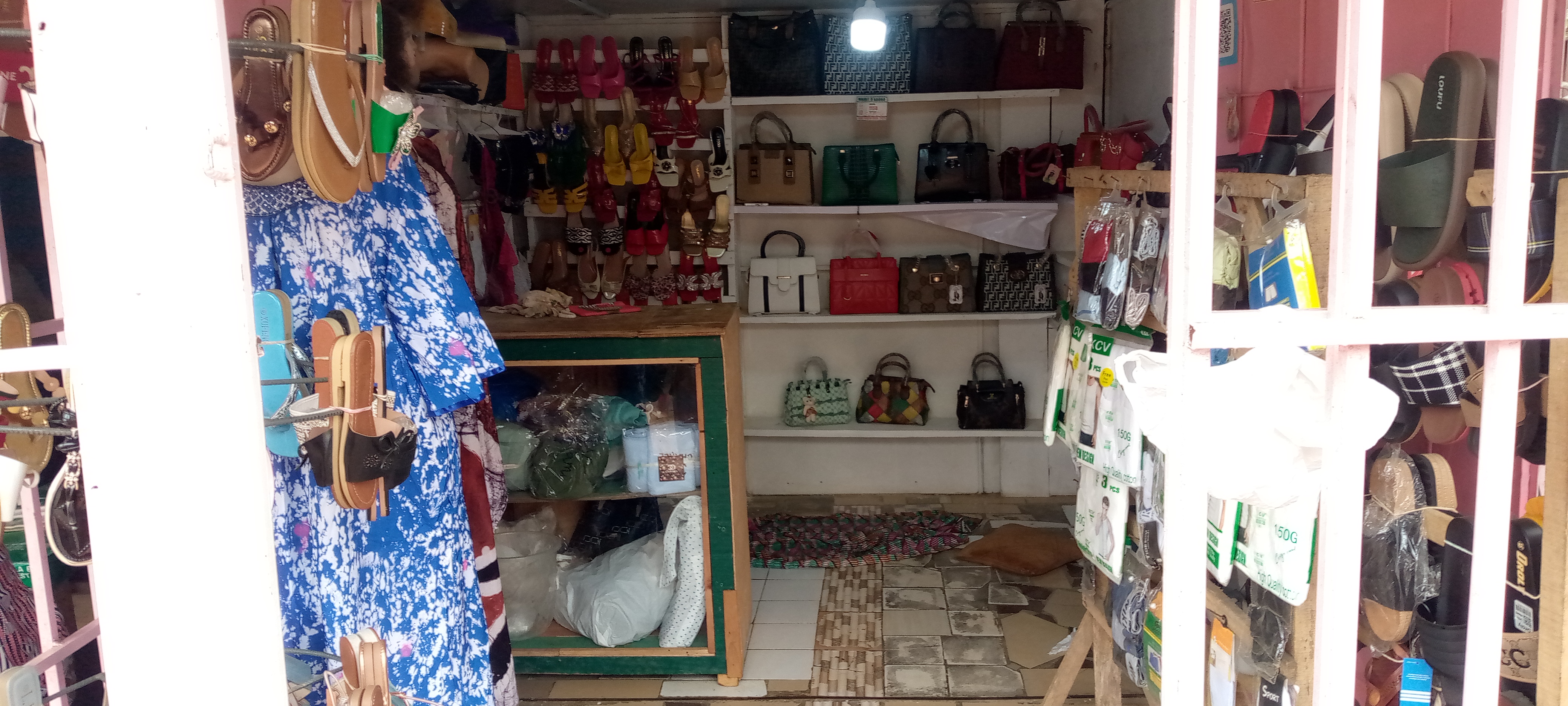 BOUTIQUE LE BONHEUR